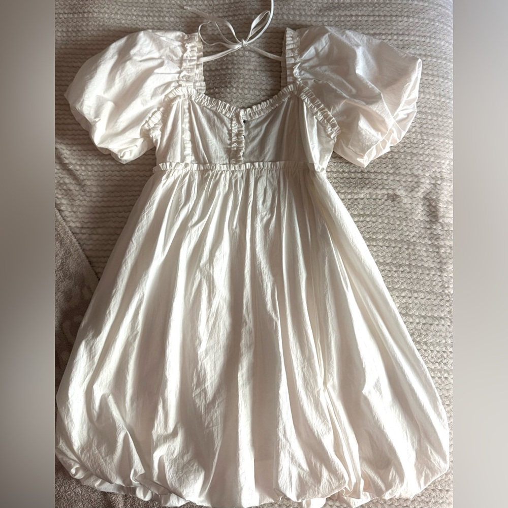 Entro White Puff Sleeved and Bottom Mini Dress